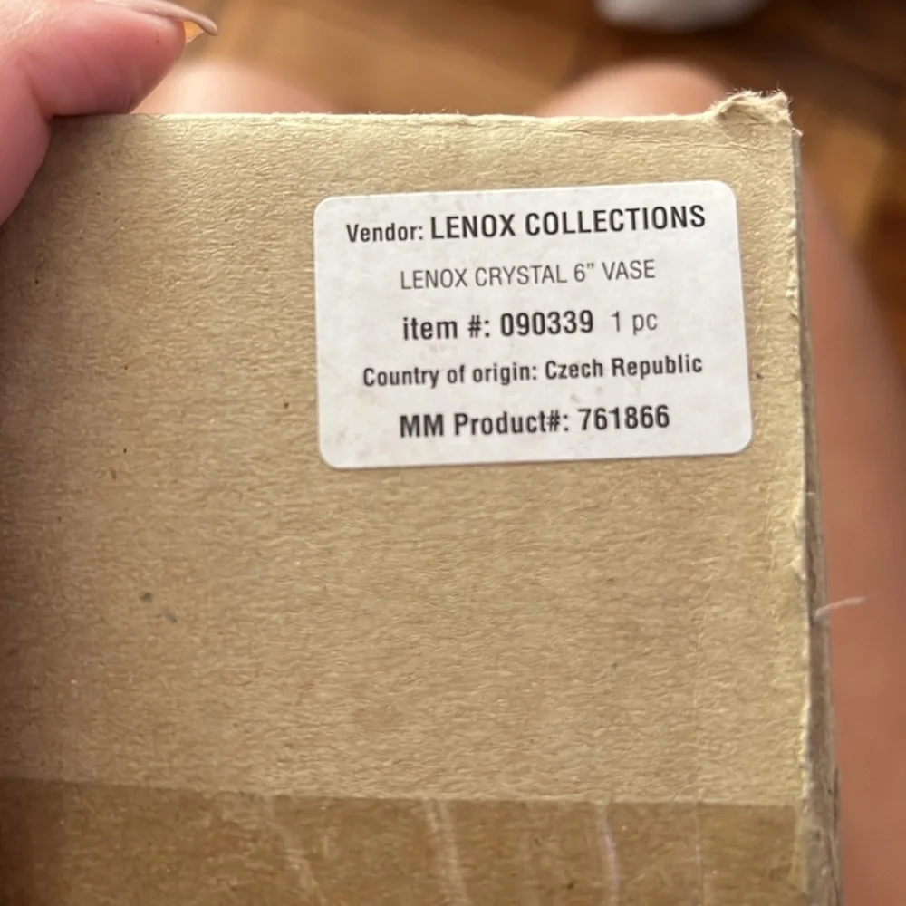 NIB Lenox Crystal 6” vase